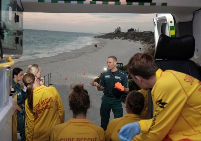 Our Event Health Service volunteers took part in a multiagency training exercise with North Cottesloe Surf Life Saving Club @ncslsc last week! 🏊

More than 50 North Cottesloe lifesavers and St John WA Event Health Services volunteers worked hard on several clinical scenarios at the beach. We're always proud to share our expertise and experience with others. Check out some shots from the night 📷

Video credit: Sam Grayling @samgraymedia