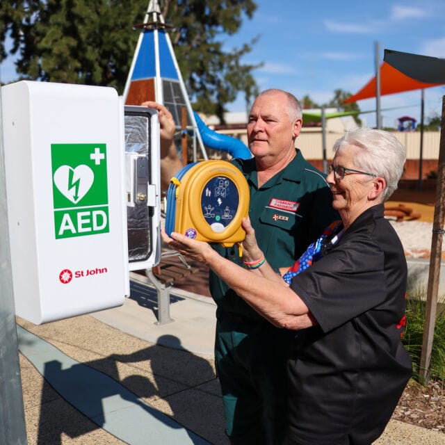 New defibrillators for #Waroona ⚡

Five new automated external defibrillators (AEDs) have been installed around town thanks to the St John WA Waroona Sub Centre. This brings the total to 24 in the area and will extend to 29 by the end of the year.

With only one in 10 people surviving out-of-hospital cardiac arrests, defibrillators are key to saving lives.

Read more via the news link in our bio 🔗
